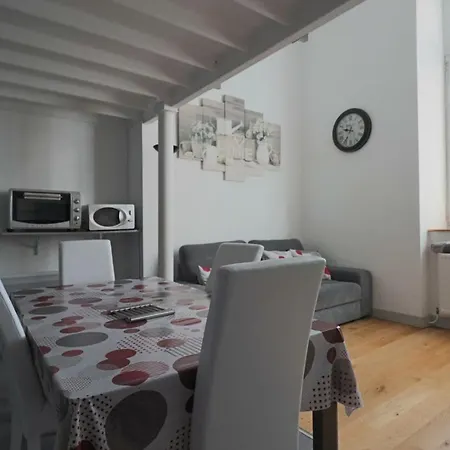 Les Volcans - Guillaume Lacoste Apartman